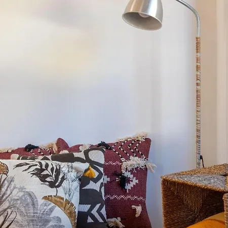 Alcaudon Holidayfv Apartament *