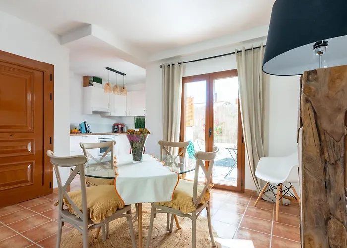 Alcaudon Holidayfv Corralejo