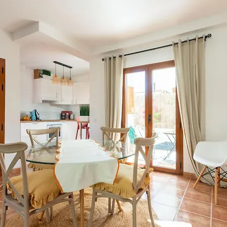 Alcaudon Holidayfv * Коральео